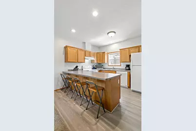 2935 Hemingway Drive, Chaska, MN 55318 - Photo 18