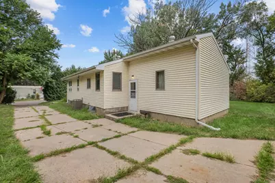 4653 Jackson Street NE, Hilltop, MN 55421 - Photo 4
