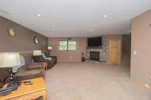 2304 36th St S, Moorhead, MN 56560 - Photo 28