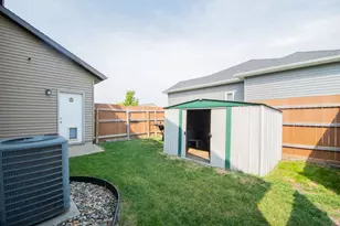 2304 36th St S, Moorhead, MN 56560 - Photo 44