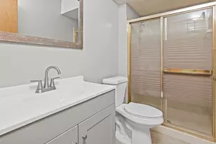 1048 Aston Cir, Burnsville, MN 55337 - Photo 18