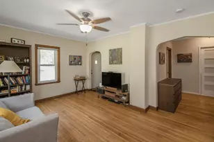 1035 Winslow Ave, West Saint Paul, MN 55118 - Photo 2