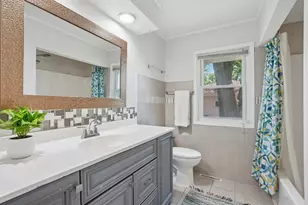 15204 Lead St, Burnsville, MN 55306 - Photo 22