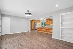 15204 Lead St, Burnsville, MN 55306 - Photo 12