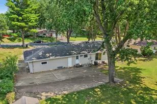 15204 Lead St, Burnsville, MN 55306 - Photo 4