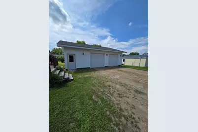 417 5th Avenue SE, Baudette, MN 56623 - Photo 4