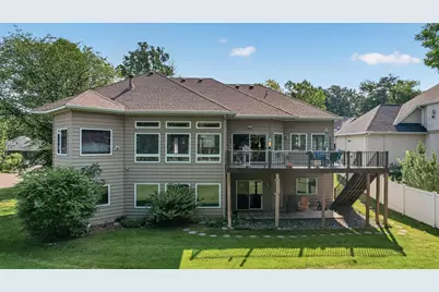16215 37th Avenue N, Plymouth, MN 55446 - Photo 4