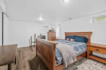 832 Lovell Avenue W, Roseville, MN 55113 - Photo 22