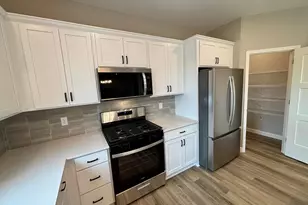 831 Walnut Grove Ln, Hanover, MN 55341 - Photo 4