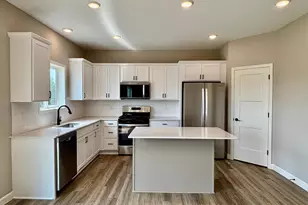837 Walnut Grove Ln, Hanover, MN 55341 - Photo 2