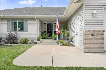 1624 Prairie Lane NE, Owatonna, MN 55060 - Photo 1