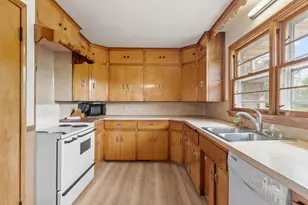 7848 Wyoming Trl, Chisago City, MN 55013 - Photo 4
