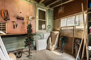 681 W 5th St, Winona, MN 55987 - Photo 16