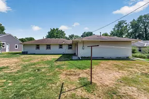 2124 Dixon Dr, Bloomington, MN 55431 - Photo 28
