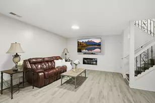 815 Ravoux Cir, Chaska, MN 55318 - Photo 30