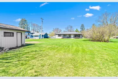 830 W 4th Street, Rush City, MN 55069 - Photo 18