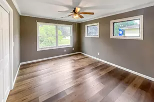 830 W 4th St, Rush City, MN 55069 - Photo 10