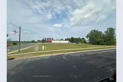 800 N Division Street, Roberts, WI 54023 - Photo 2