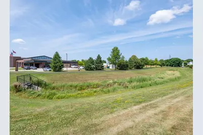 1290 Parkview Court, Shakopee, MN 55379 - Photo 60