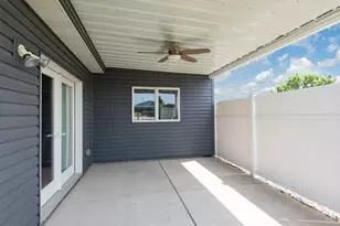 1290 Parkview Ct, Shakopee, MN 55379 - Photo 54