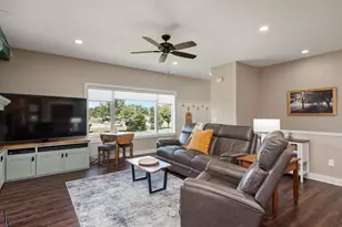 1290 Parkview Ct, Shakopee, MN 55379 - Photo 14