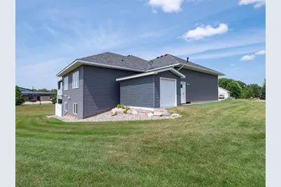 1290 Parkview Court, Shakopee, MN 55379 - Photo 58