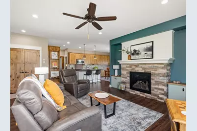 1290 Parkview Court, Shakopee, MN 55379 - Photo 12