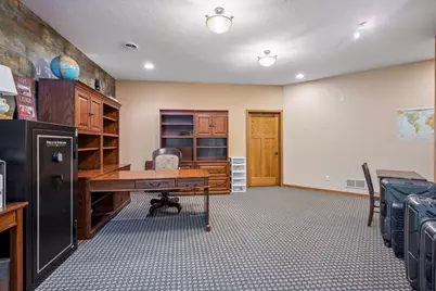 22372 Tipton Street NW, Elk River, MN 55330 - Photo 42
