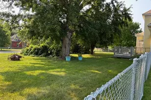 206 E 3rd St, Starbuck, MN 56381 - Photo 8