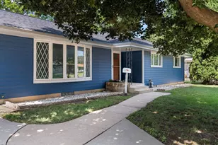 105 21st St NW, Austin, MN 55912 - Photo 2