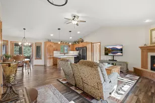 1245 Island View Dr, New Richmond, WI 54017 - Photo 6