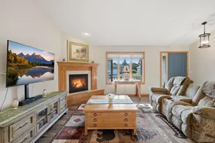1245 Island View Dr, New Richmond, WI 54017 - Photo 8
