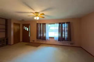 2214 Milo Ave, Albert Lea, MN 56007 - Photo 4