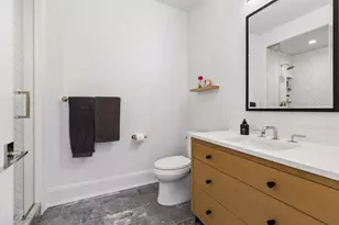 1111 W River Pkwy, Minneapolis, MN 55415 - Photo 22