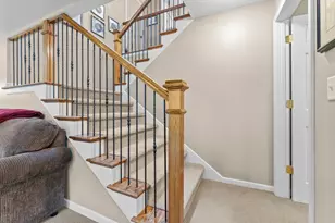 160 Bluff Ridge Ct, Chanhassen, MN 55317 - Photo 34