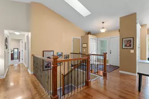 160 Bluff Ridge Ct, Chanhassen, MN 55317 - Photo 18