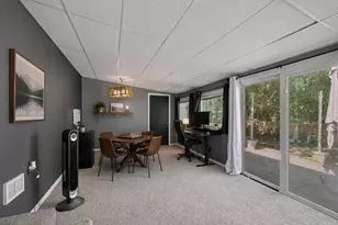1700 Howard St N, Maplewood, MN 55109 - Photo 10