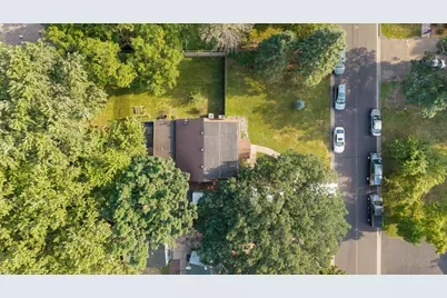 1700 Howard Street N, Maplewood, MN 55109 - Photo 2