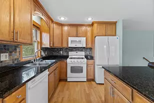 20075 Uplander St NW, Oak Grove, MN 55011 - Photo 14