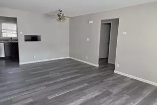 325 W 9th St, New Richmond, WI 54017 - Photo 8