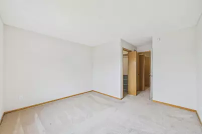 7797 Hemingway Avenue S, Cottage Grove, MN 55016 - Photo 16