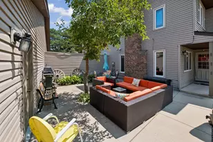 1748 Karis Way, Eagan, MN 55122 - Photo 16