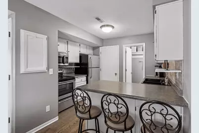 1748 Karis Way, Eagan, MN 55122 - Photo 6