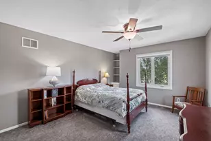 1748 Karis Way, Eagan, MN 55122 - Photo 10