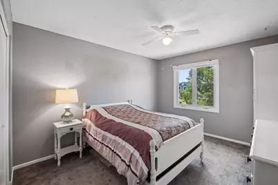 1748 Karis Way, Eagan, MN 55122 - Photo 12