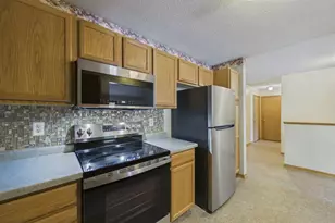 182 Emerson Ave E, West Saint Paul, MN 55118 - Photo 8