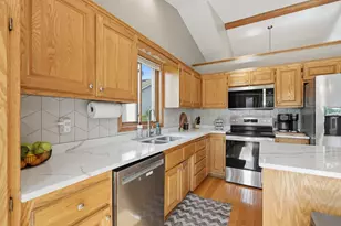 1315 Oakwood Ln, Hanover, MN 55341 - Photo 8