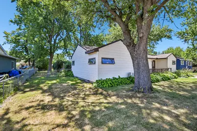 1824 9th Street, White Bear Lake, MN 55110 - Photo 2