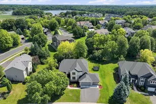 6865 Sapphire Ln, Chanhassen, MN 55317 - Photo 54