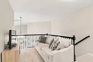 6865 Sapphire Ln, Chanhassen, MN 55317 - Photo 32